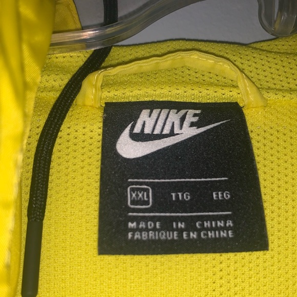 Nike Jacket - Picture 5 of 5